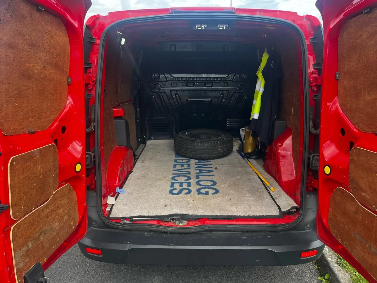Ford Transit Connect - Image 3