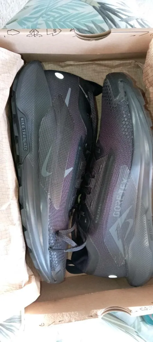 Nike Pegasus Trail 5 GTX UK 9.5 - Image 2
