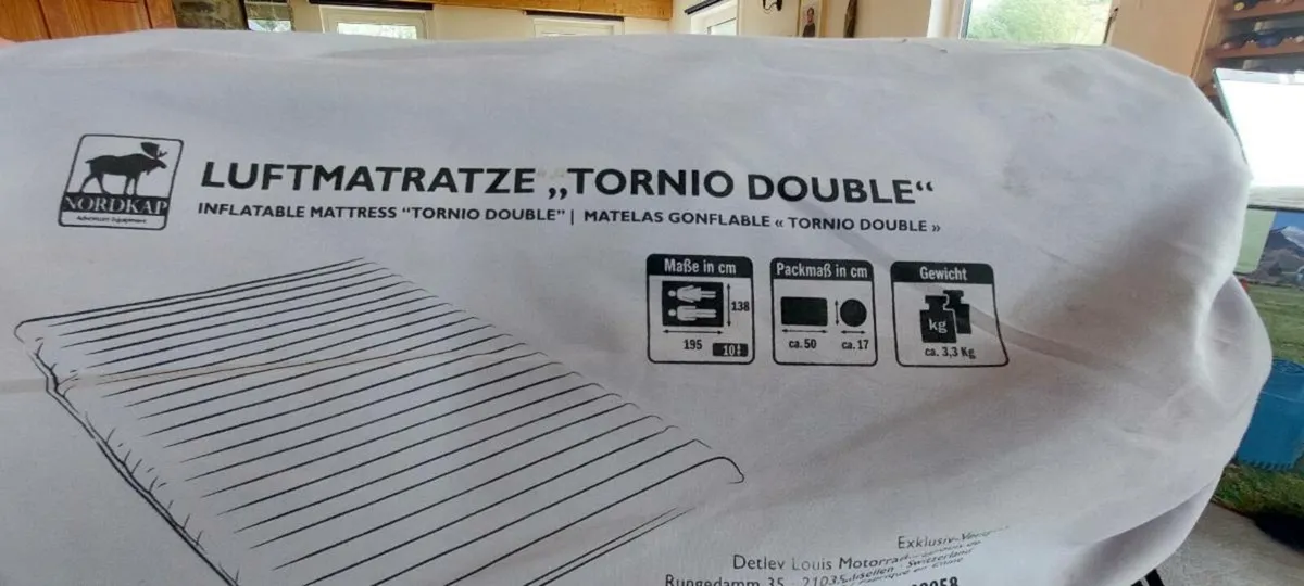 double inflatable camping matress - Image 1