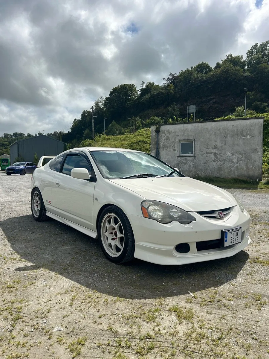 Honda Integra Dc5 Type R €18,500ono - Image 3