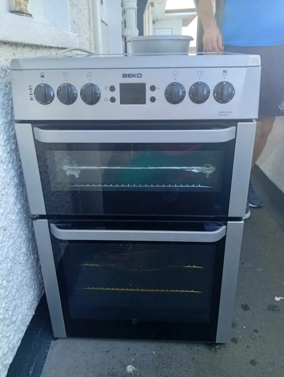 Beko electric cooker - Image 1