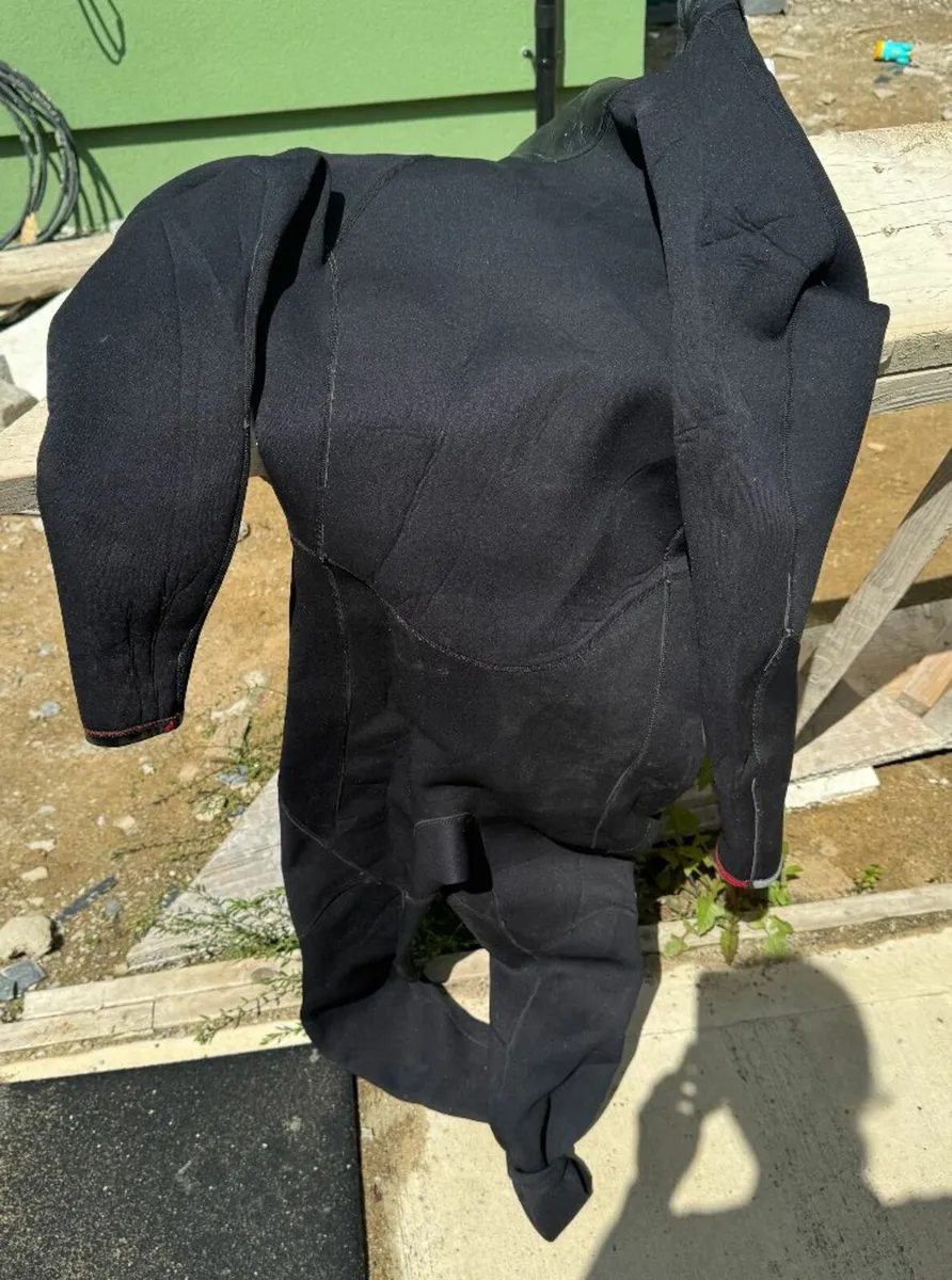 wet suit mens - Image 1