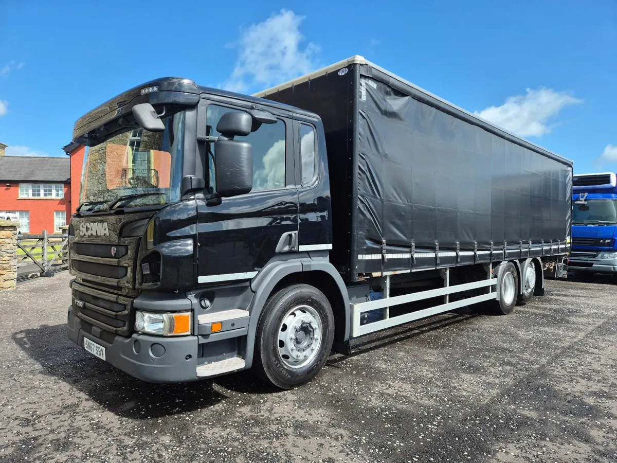 2017 (Dec) Scania 6x2 rear lift & steer, full air - Image 1
