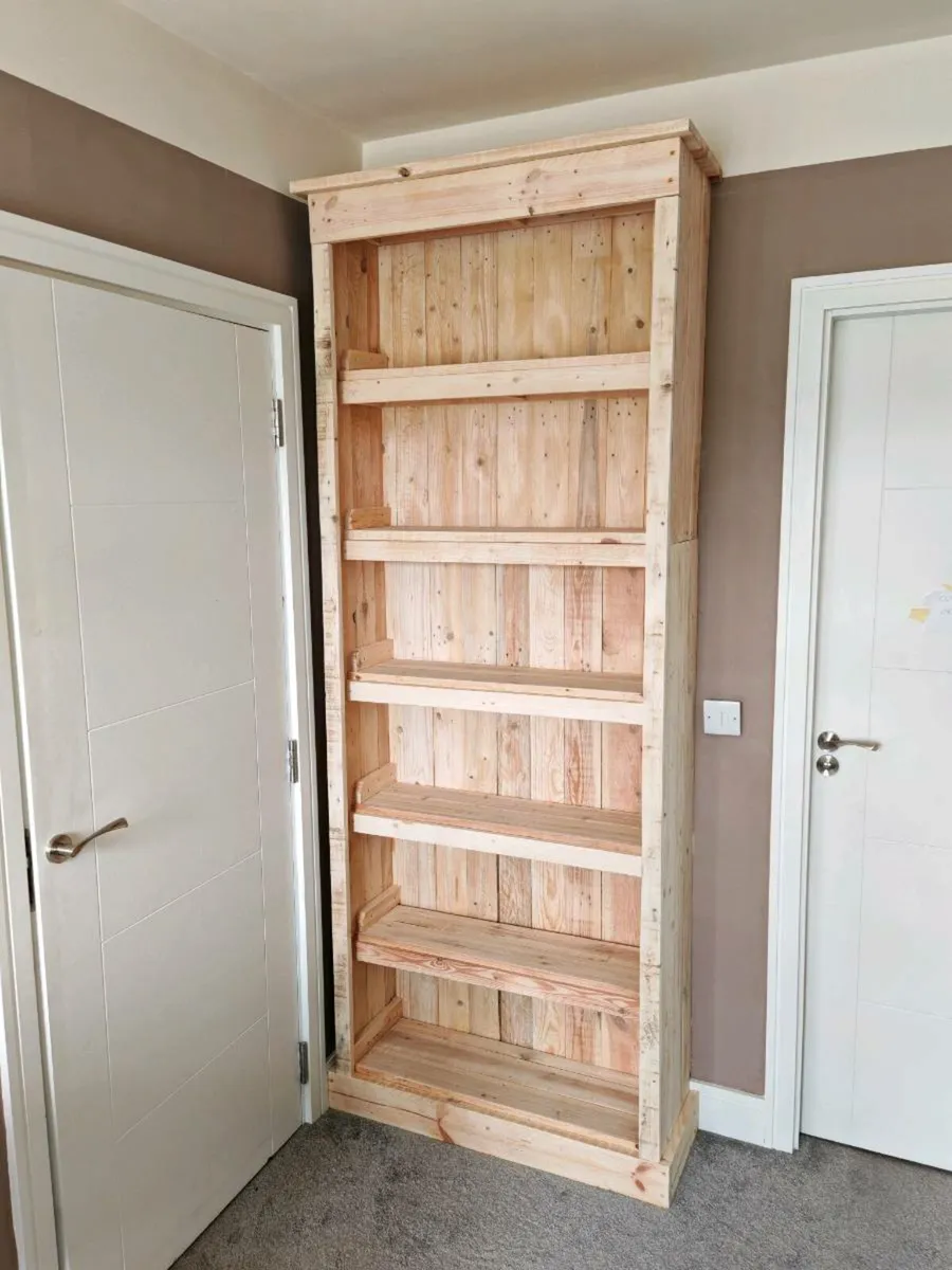 Handmade rustic bookcase - Image 4