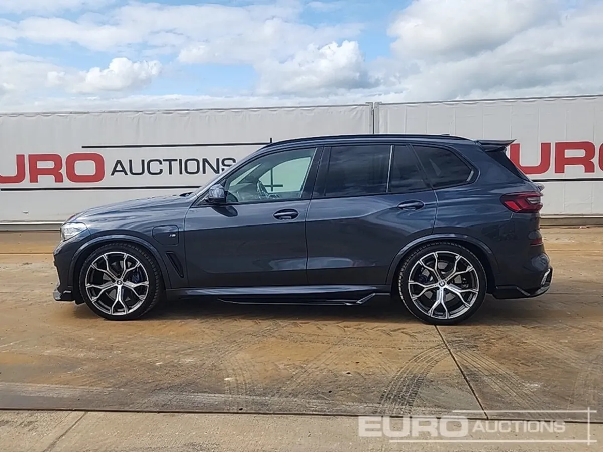 2021 BMW X5 45E M-Sport - Image 2