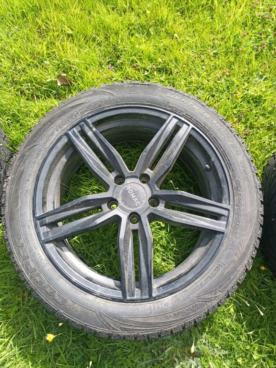 18 inch alloys rims and tires. - Image 2