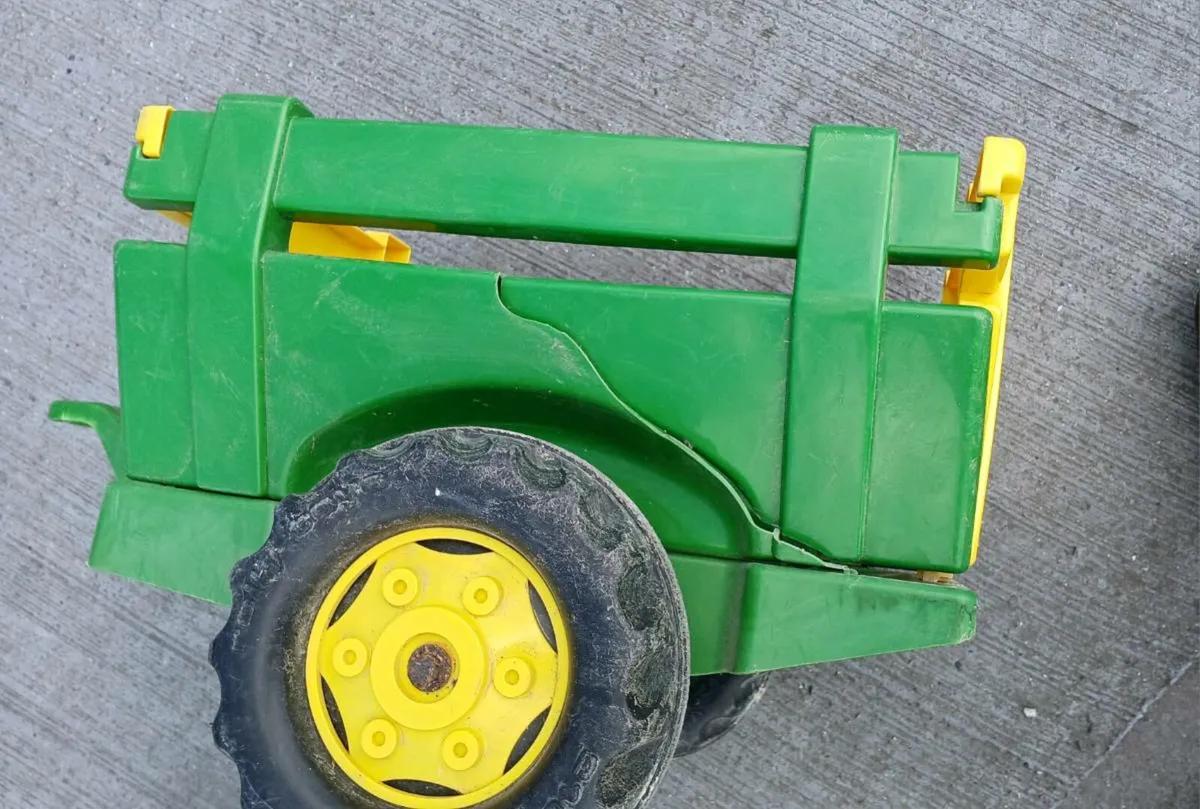 Kids Rolly toy tractor - Image 3