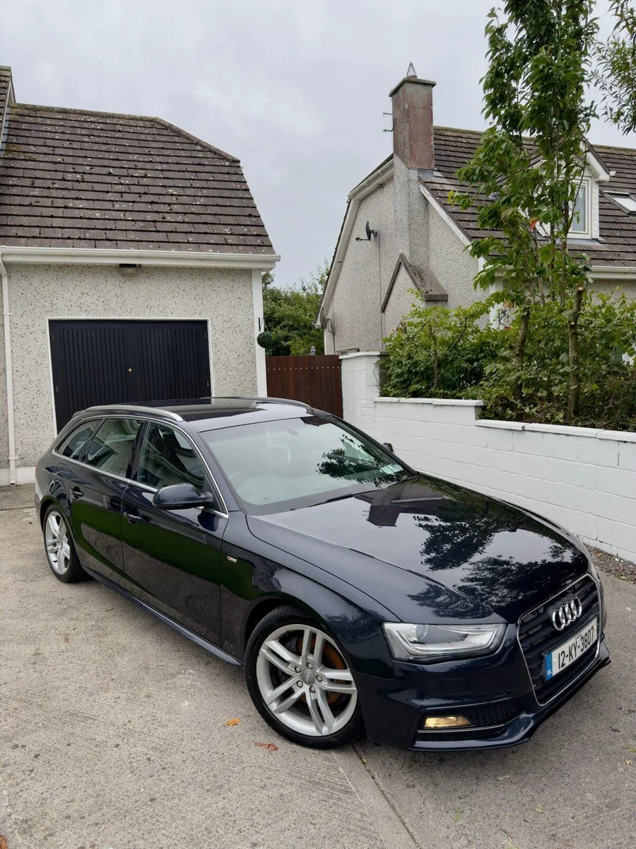 Audi A4 Avant 3.0TDI S-Line - Image 2