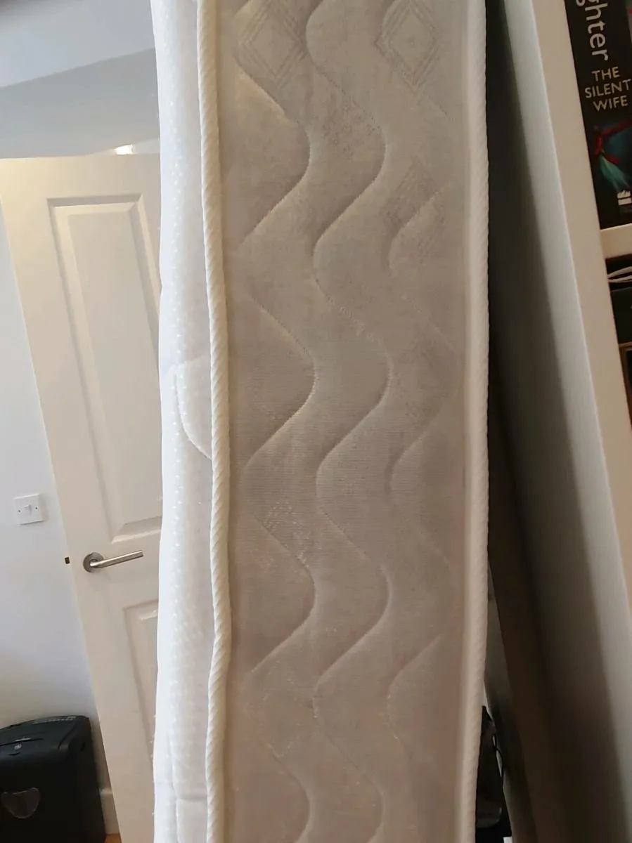Single mattress - Image 2