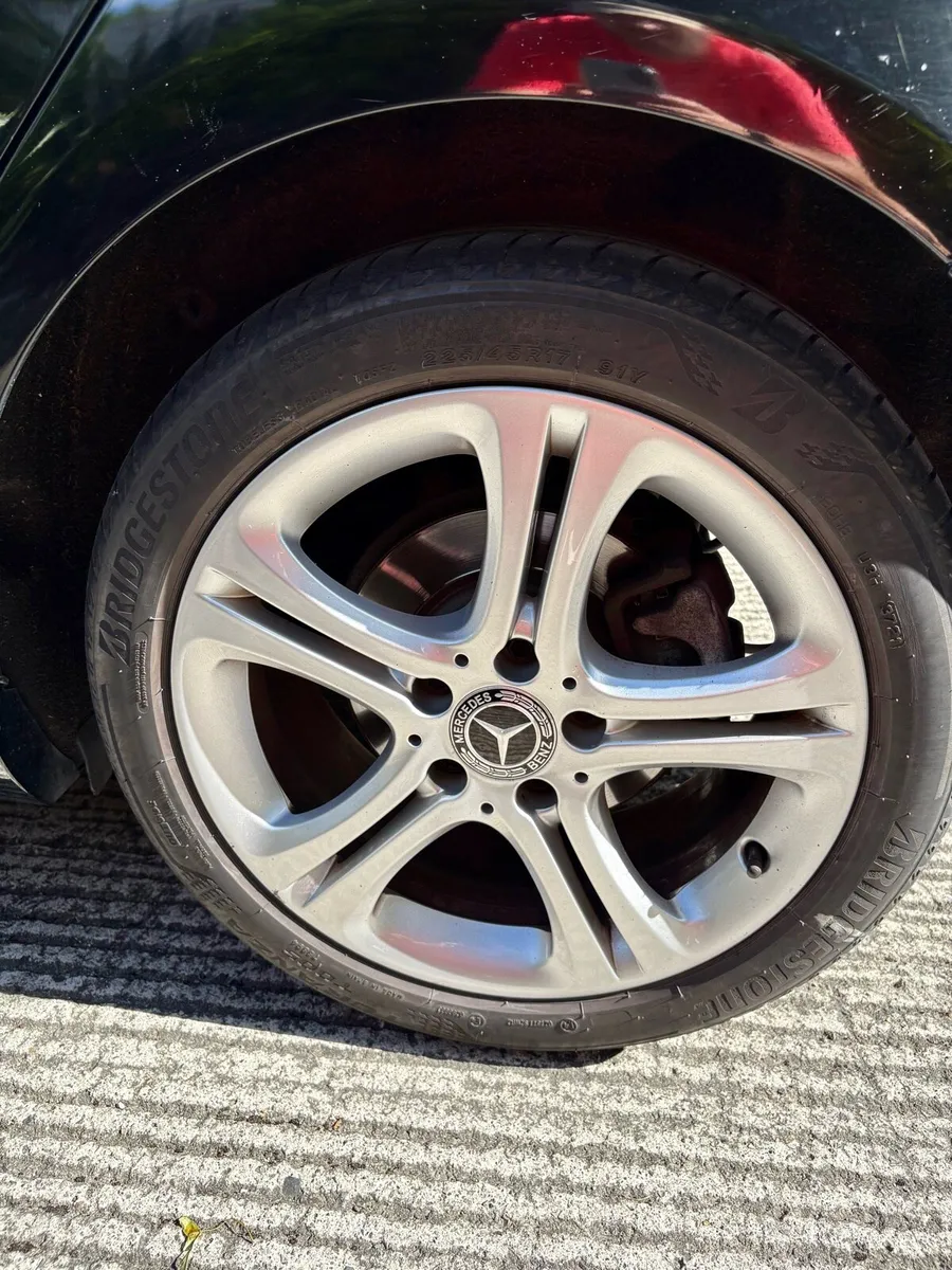 2014 Mercedes A Class 180D - Image 2