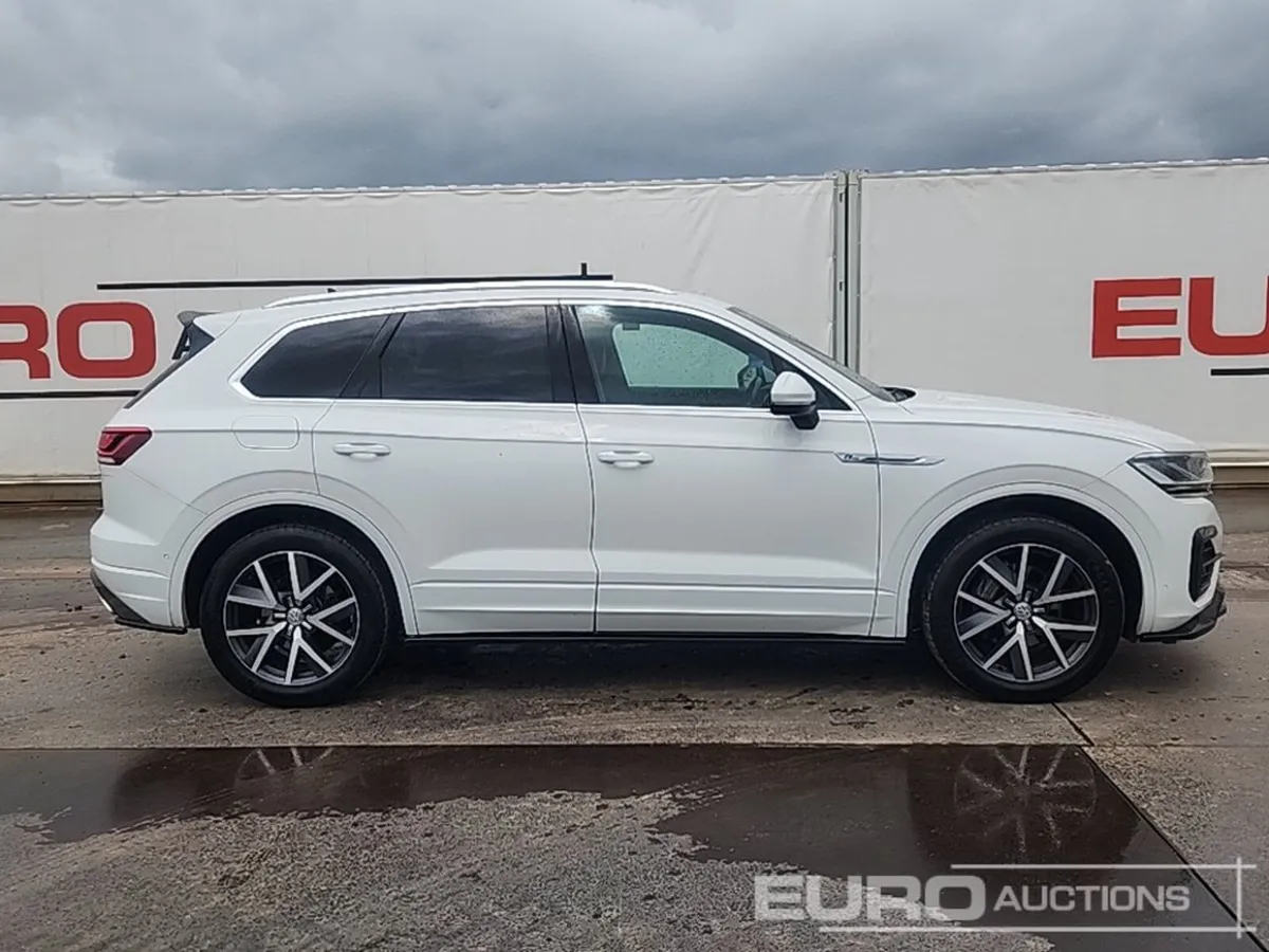 2018 Volkswagen Touareg V6 TDI - Image 4