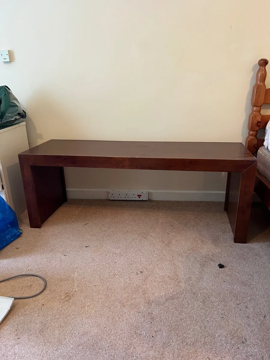Table/TV bench - Image 1