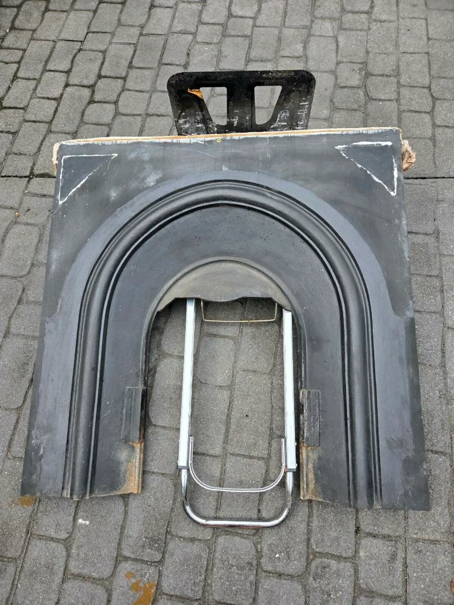 Fireplace with insert - Image 3