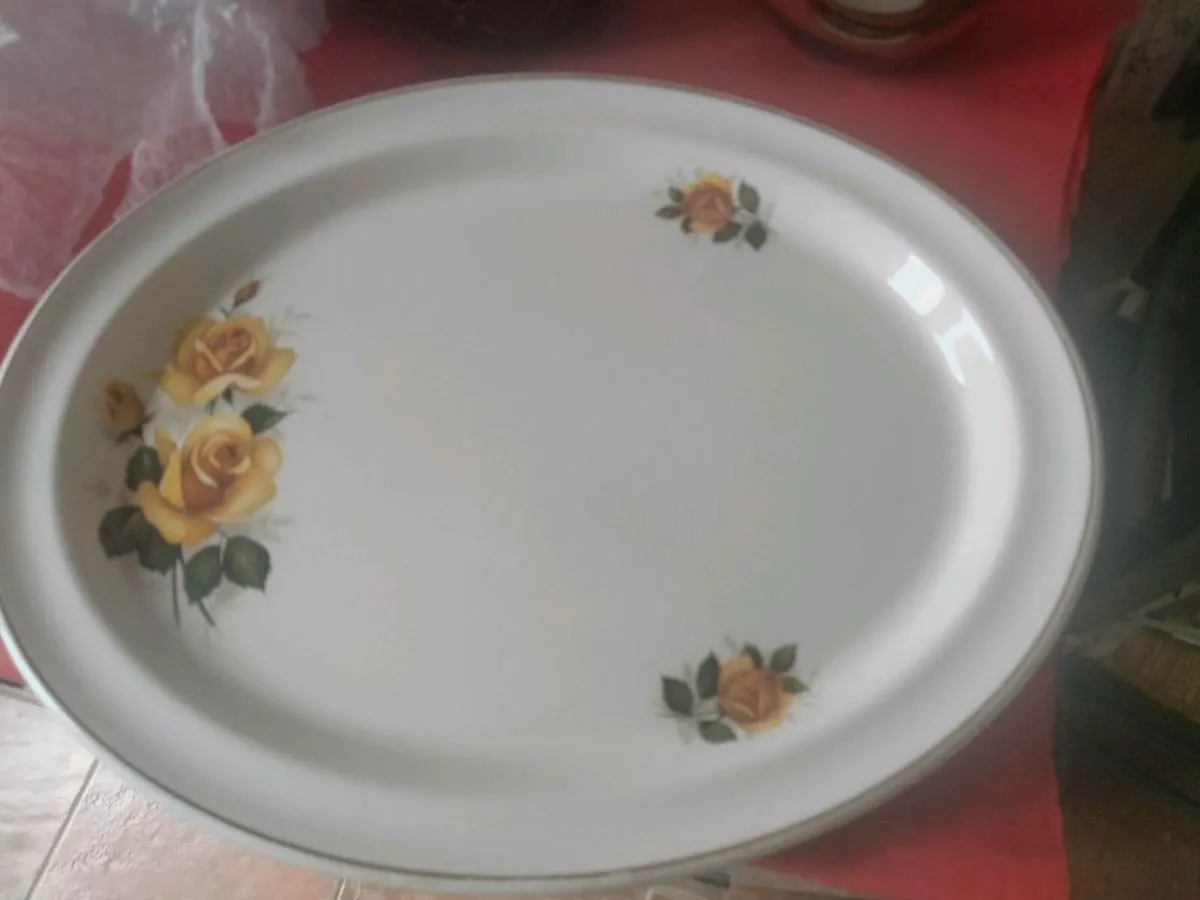 Arklow serving Dish - Image 2