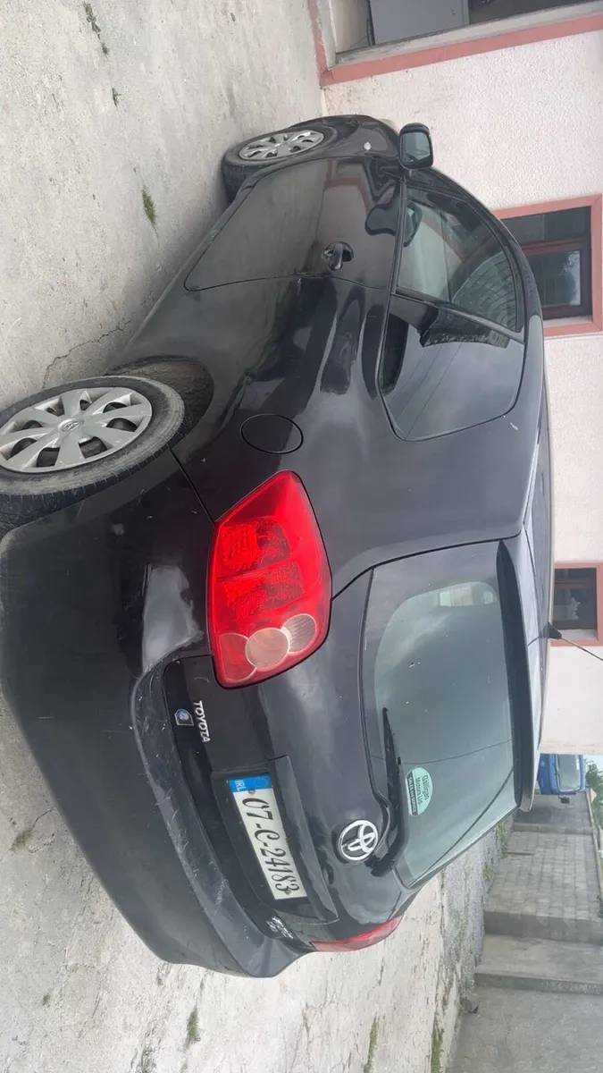 Toyota auris - Image 2