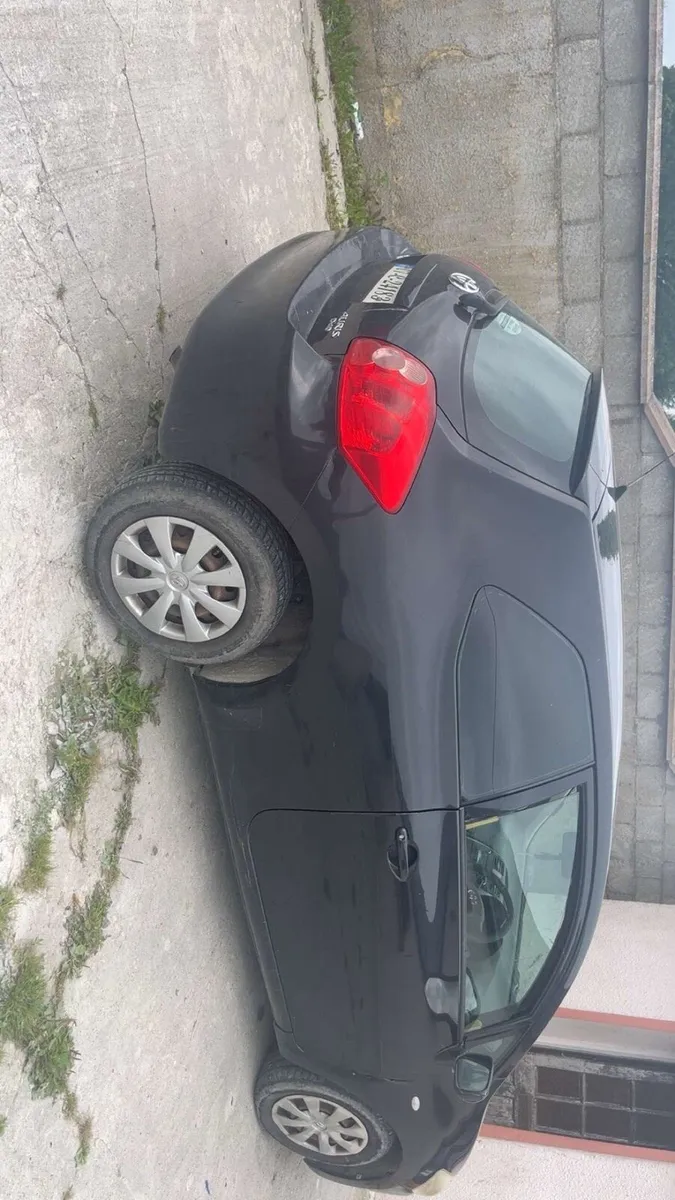Toyota auris - Image 4