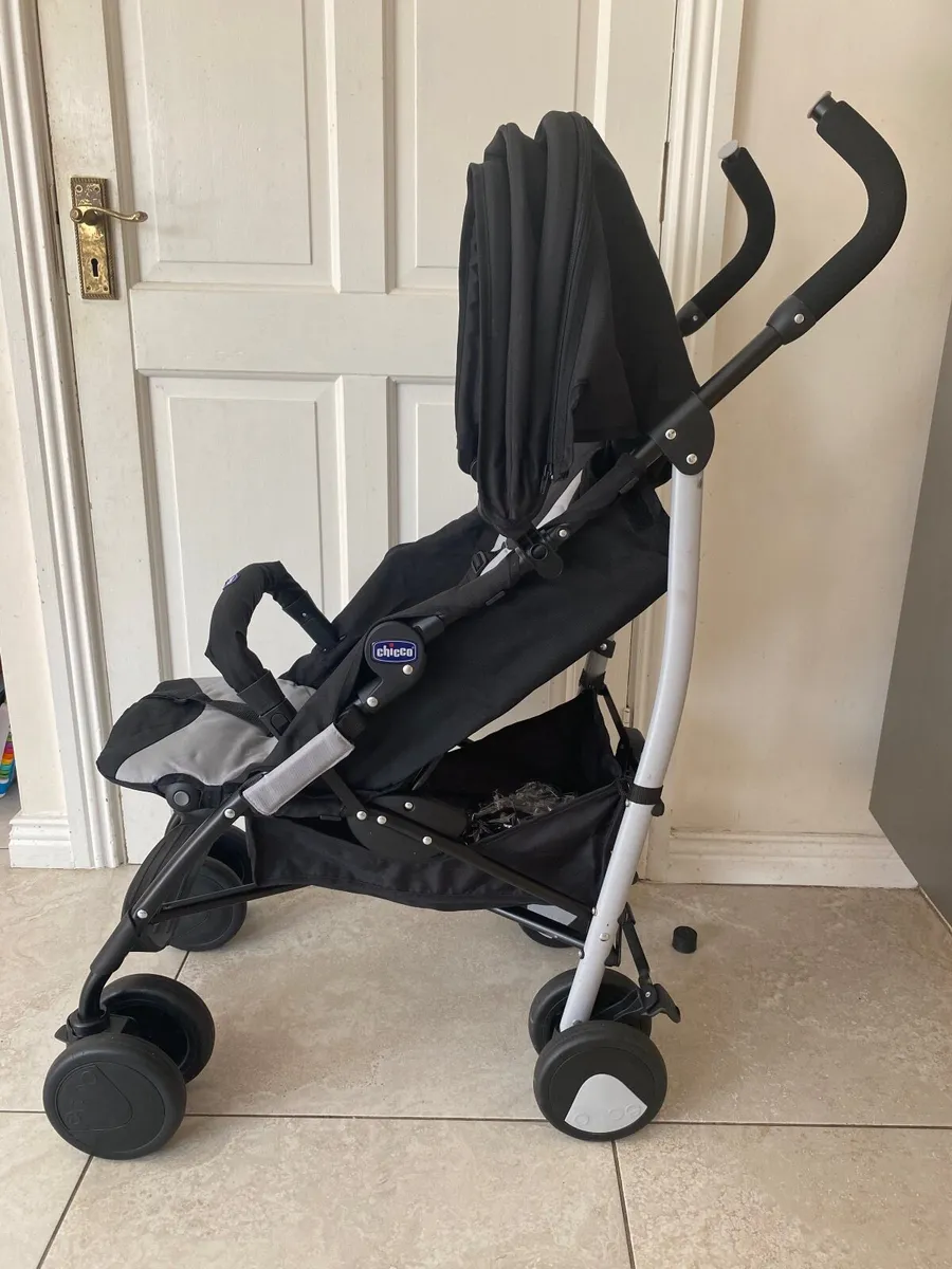 Stroller - Image 1