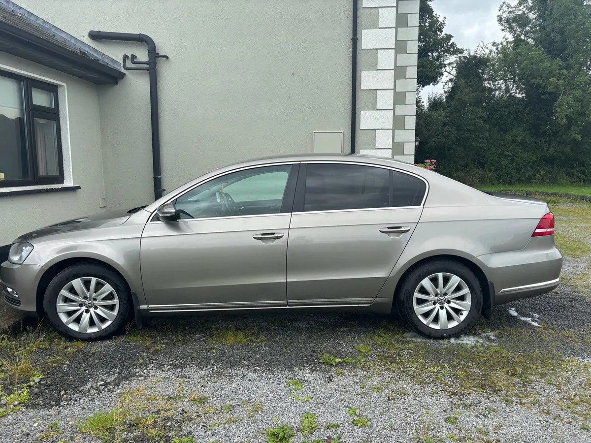 Volkswagen Passat 2014 - Image 3