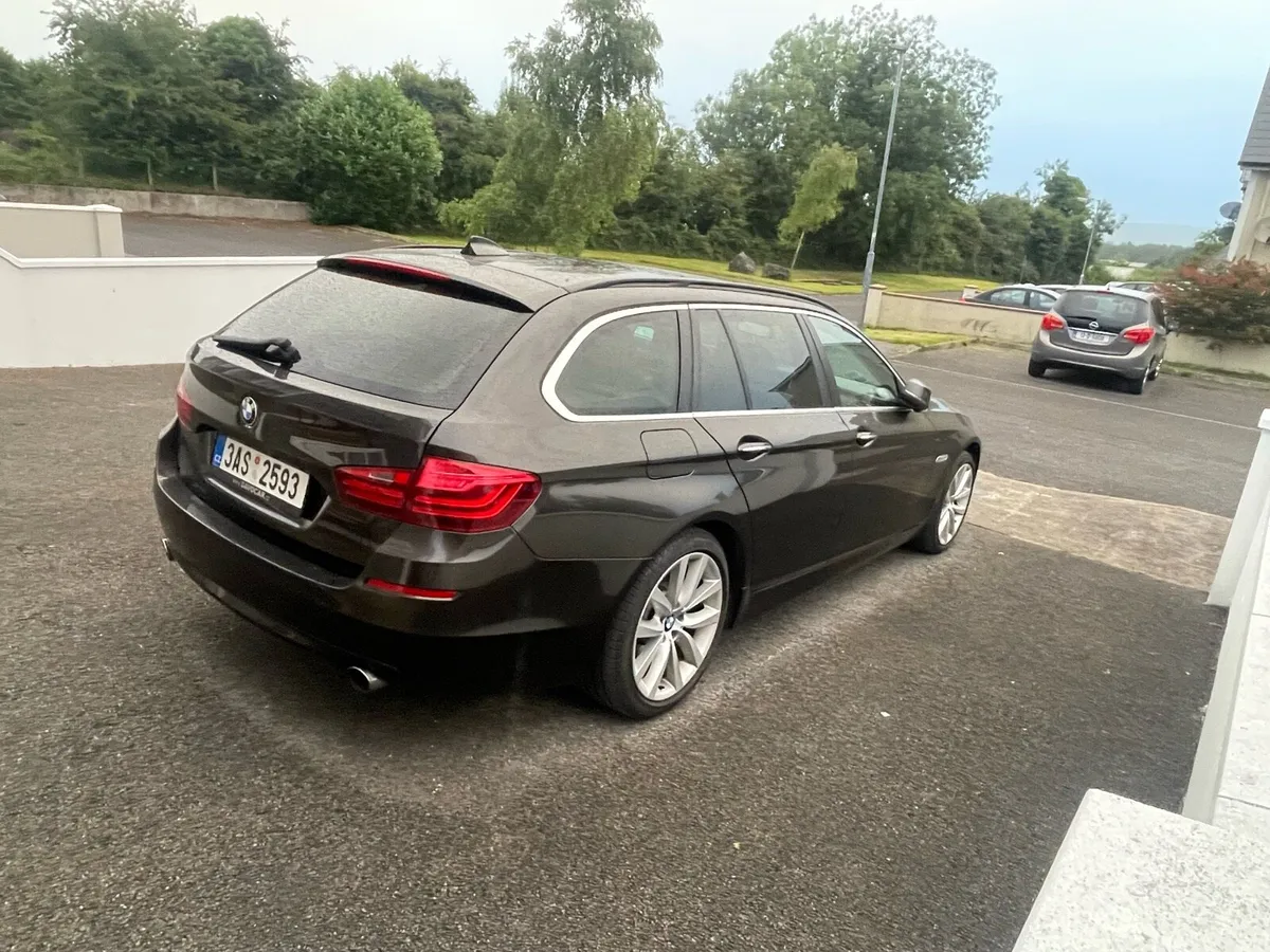 Car - Image 4