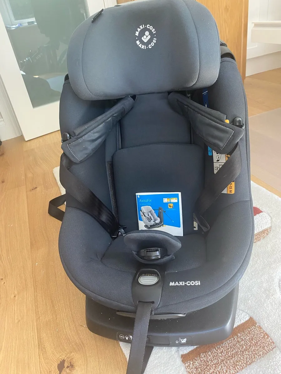 Maxi Cosi Swivel Car Seat - Image 2