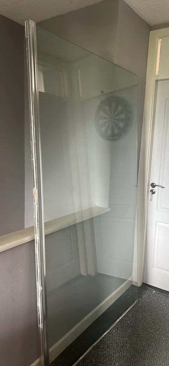 Shower Screen