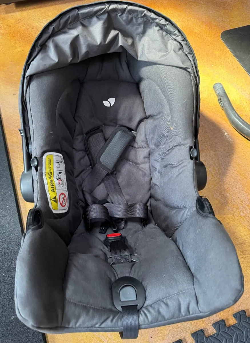 Baby car seat - Image 3