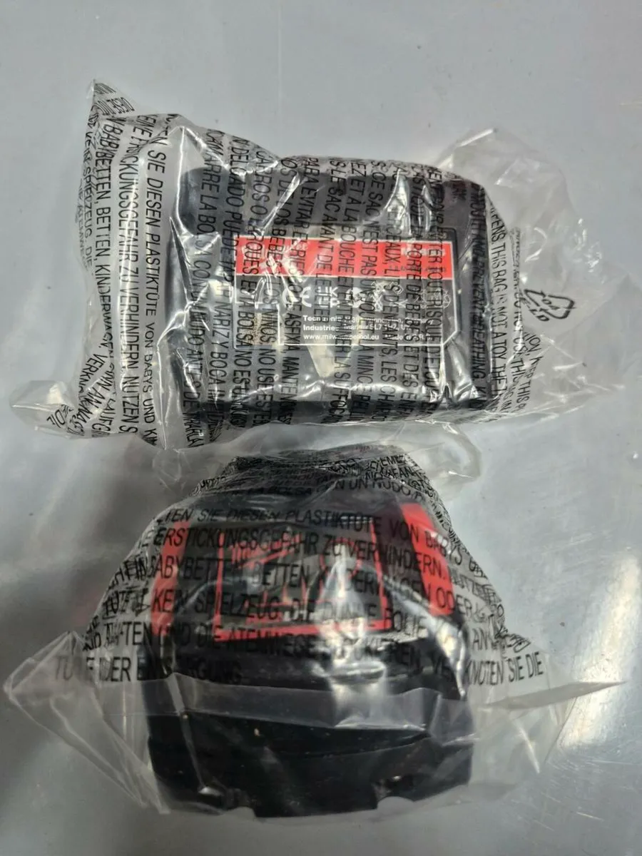 Milwaukee M18B5 5.0Ah Batteries x2 - Image 3