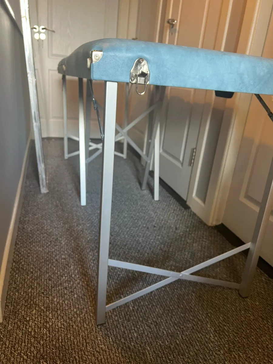 Massage/Beauty Bed - Image 2
