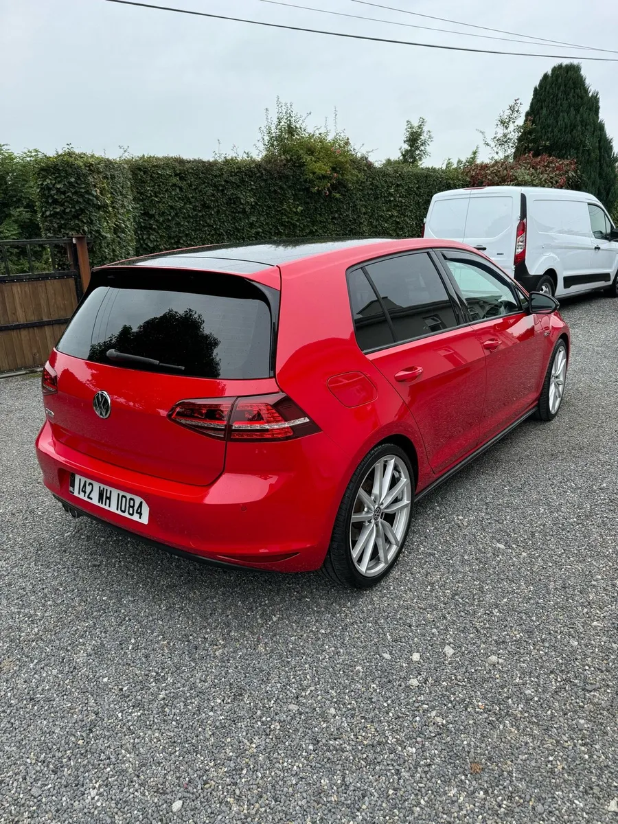 142 Golf GTD - Image 2