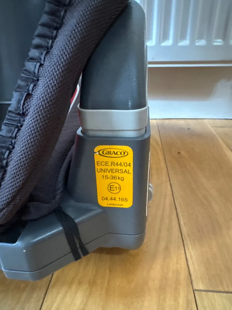 Car Seat - Image 4