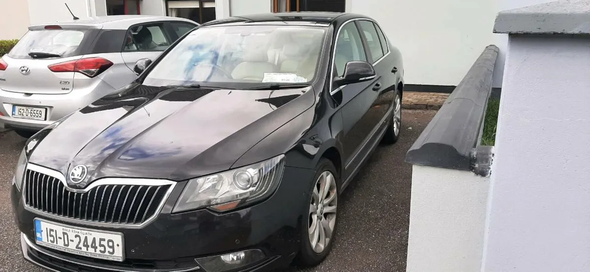 2015 skoda superb - Image 2