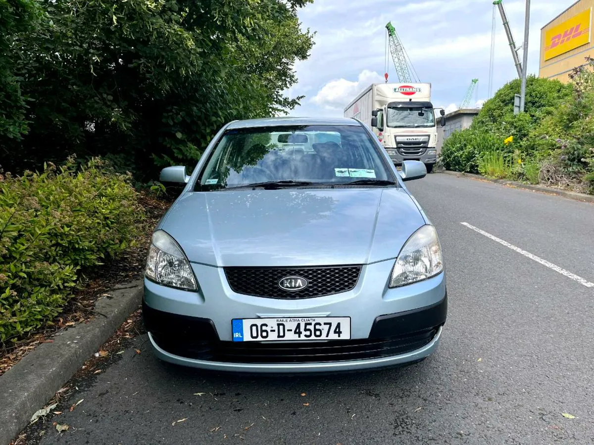 Kia Rio LOW MILEAGE - Image 2