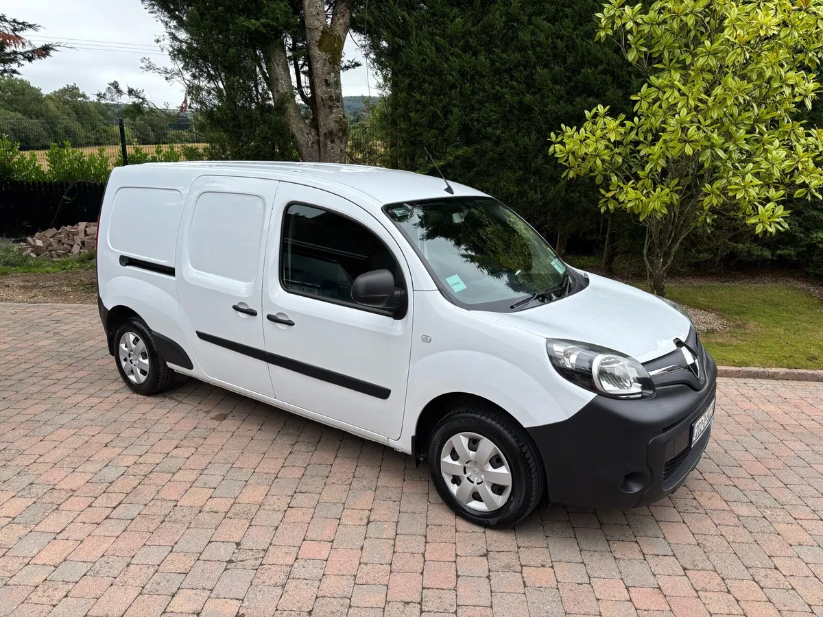 Renault kangoo EV Auto LWB(250km Range) only 45kms - Image 2
