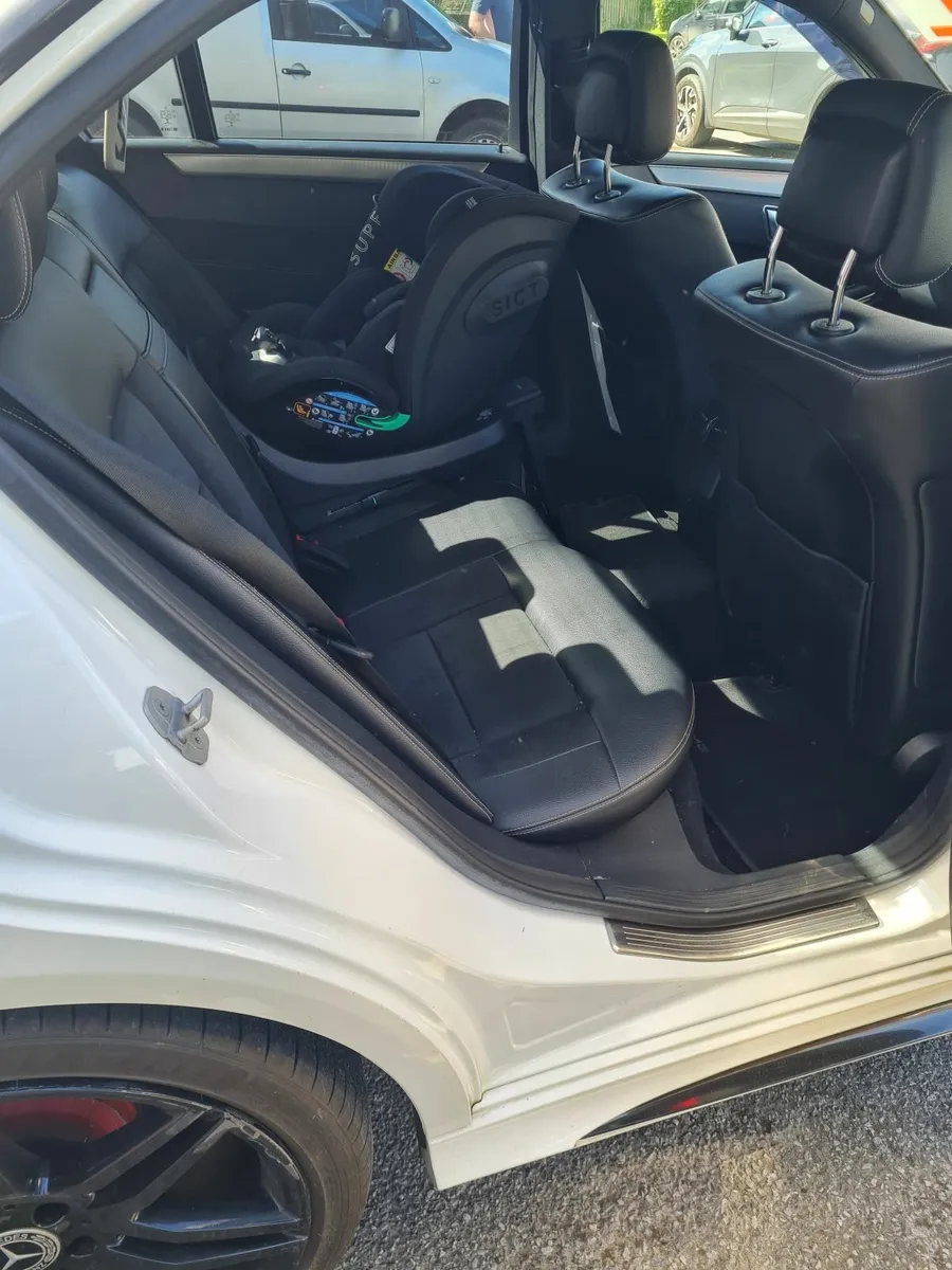 Mercedes-Benz E-Class 2014 - Image 2