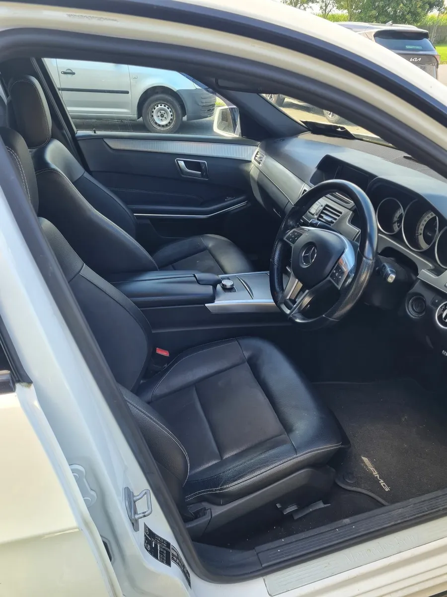 Mercedes-Benz E-Class 2014 - Image 3