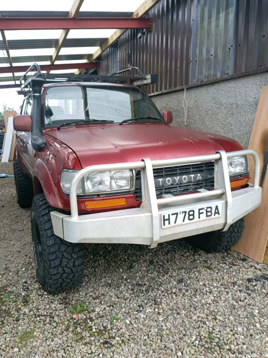 80 series landcruiser and parts - Image 1