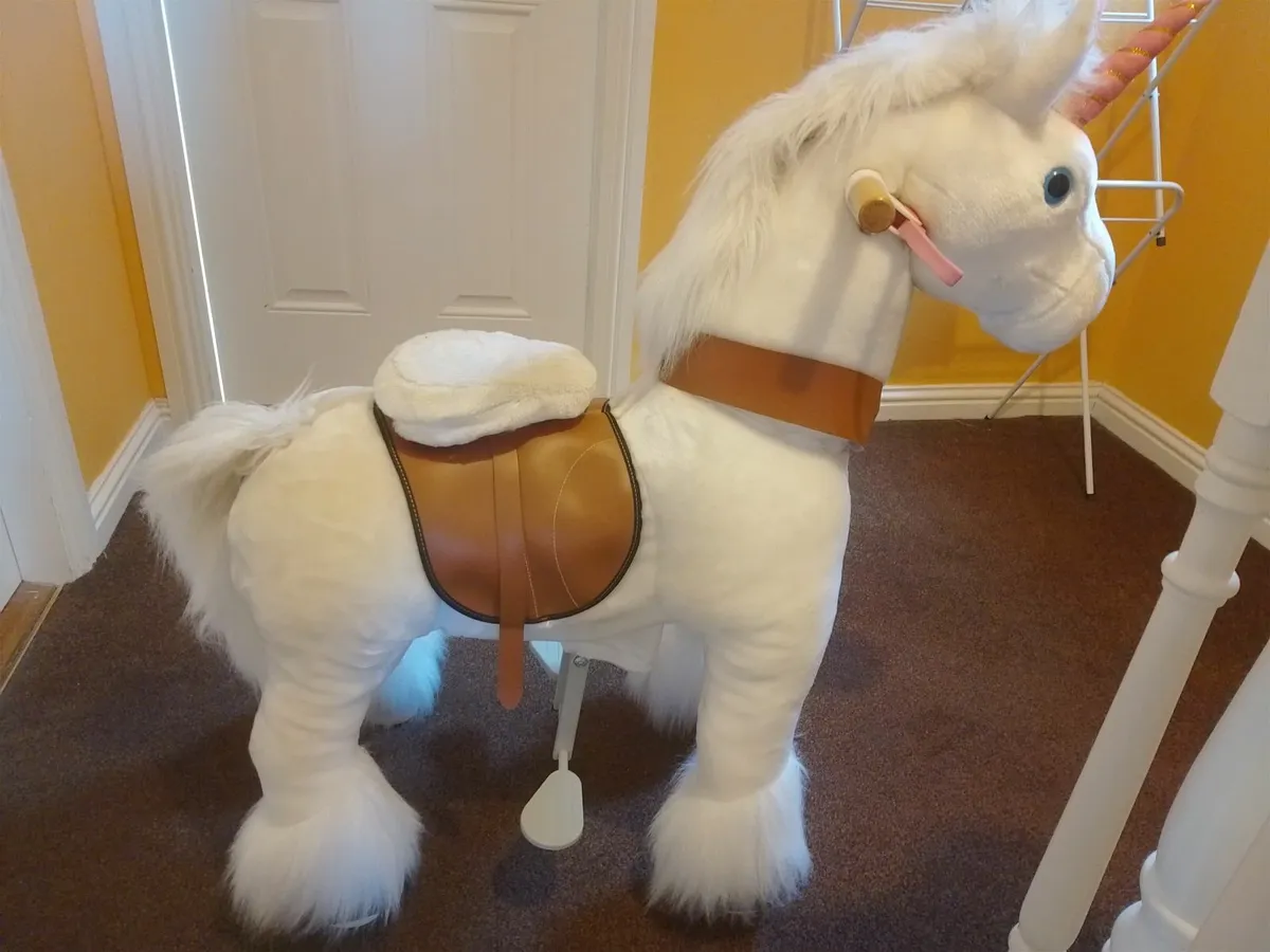 Unicorn ride on - Image 2