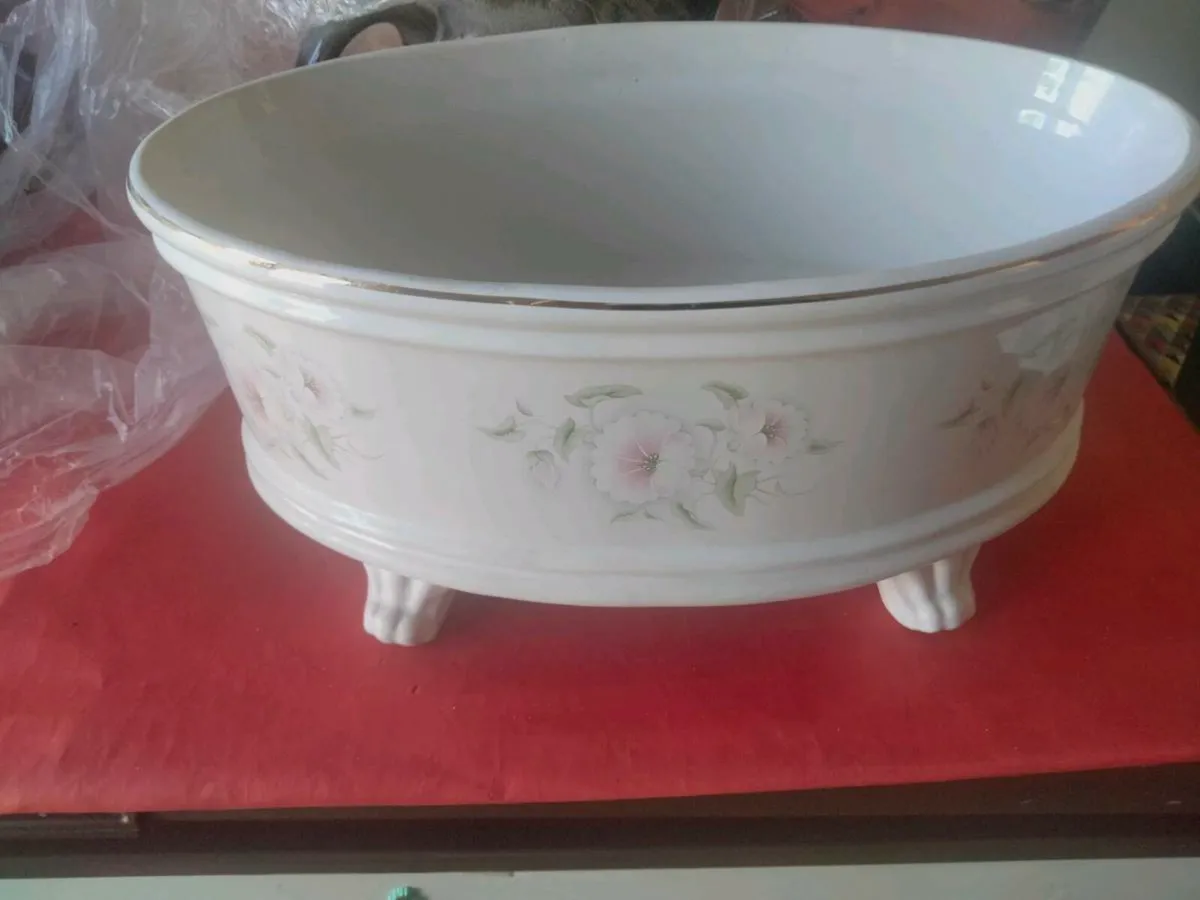 Plant pot - Image 2