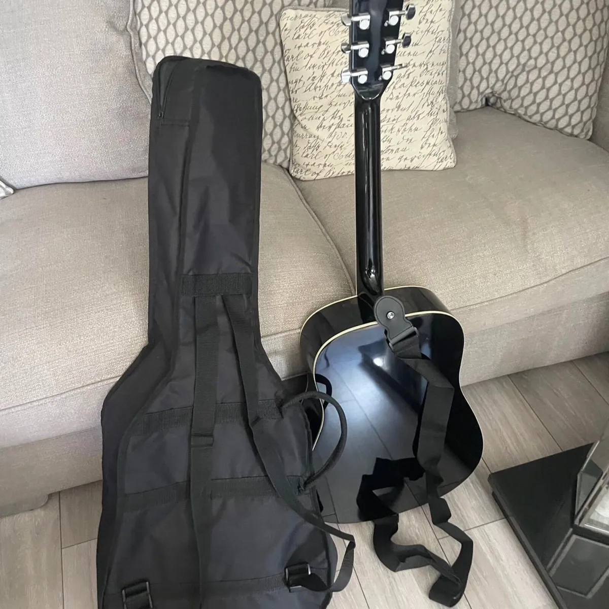 Guitar - Image 3