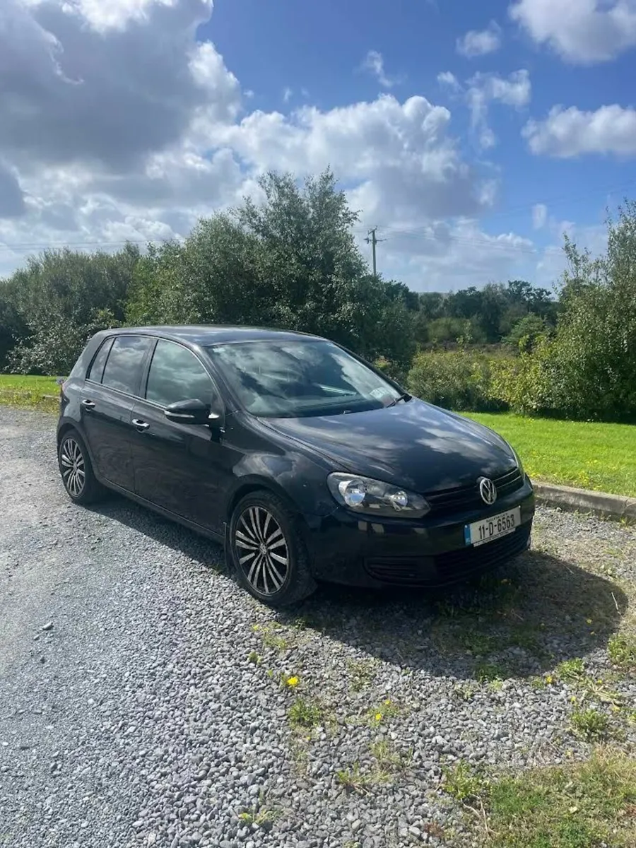 Volkswagen Golf 2011 - Image 2