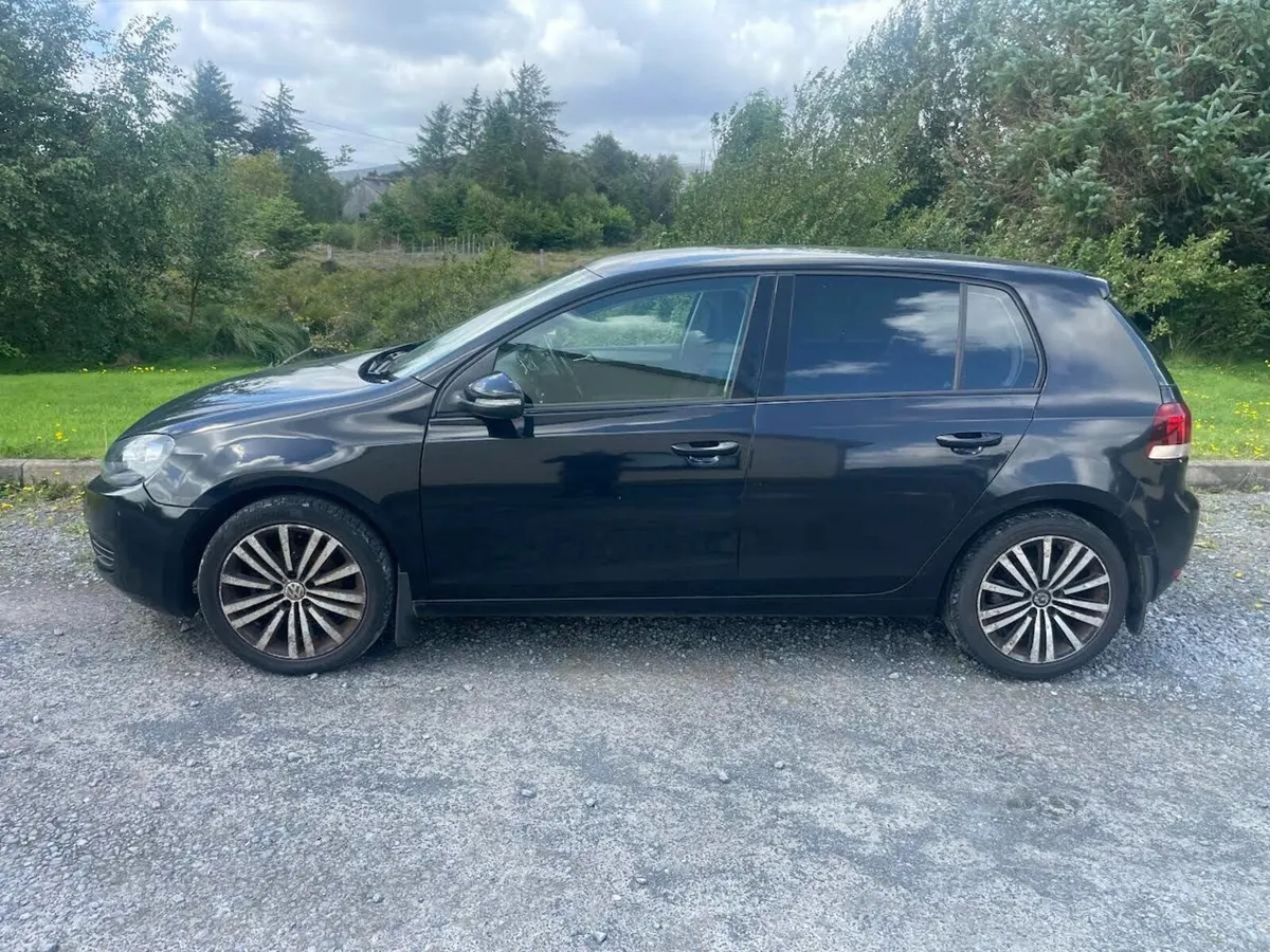 Volkswagen Golf 2011 - Image 4