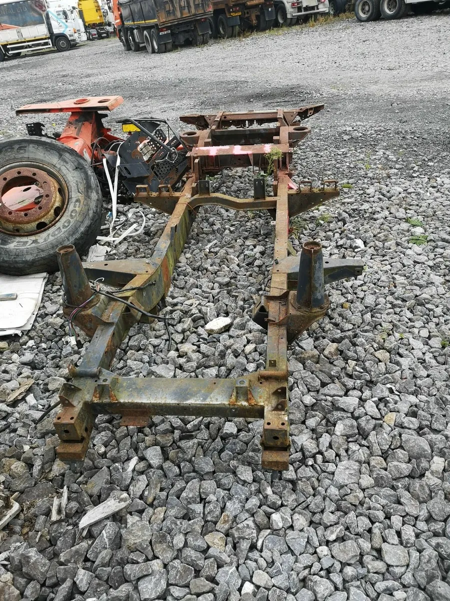 Landrover defender 110 chassis and logbook - Image 2