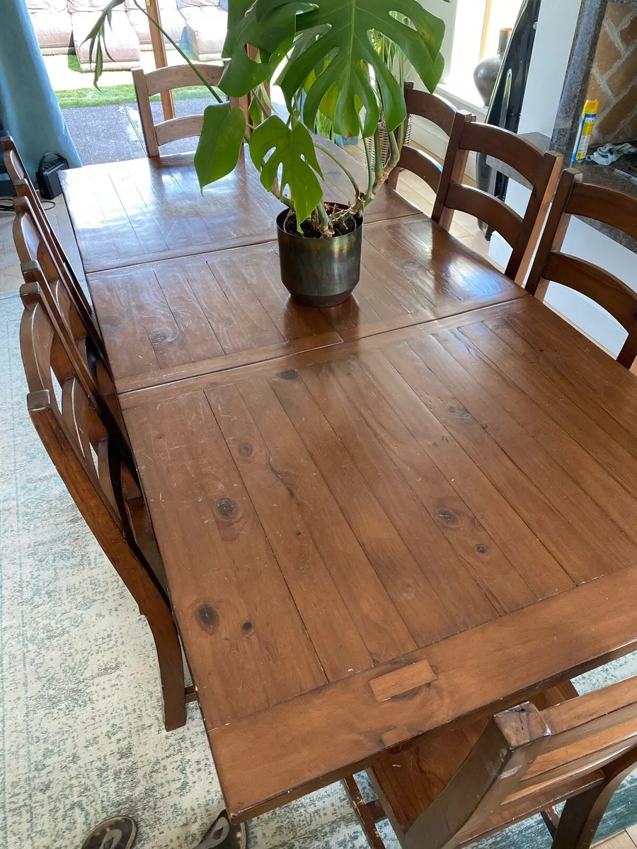 Dining table - Image 2