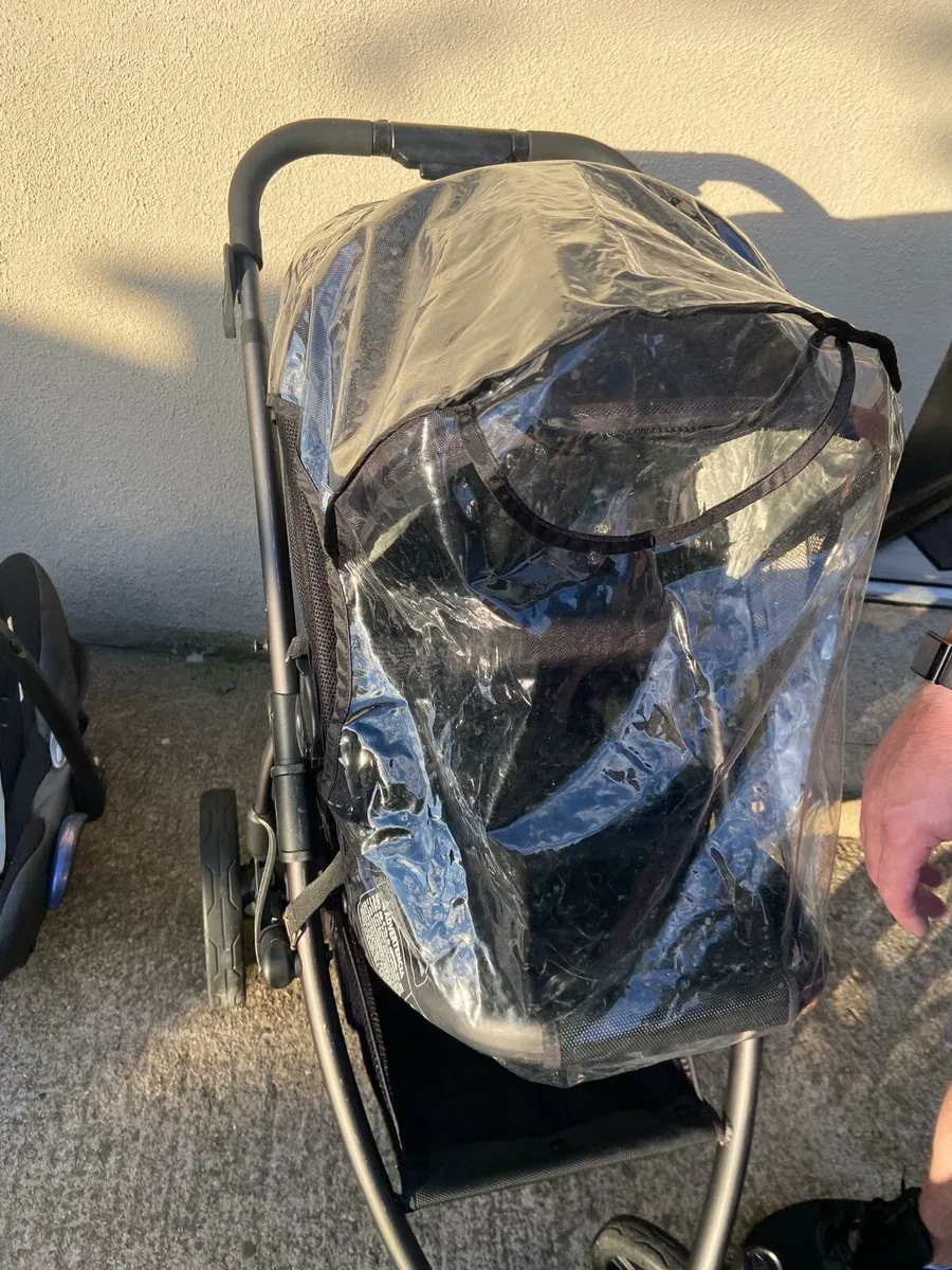 Uppababy vista travel system - Image 3