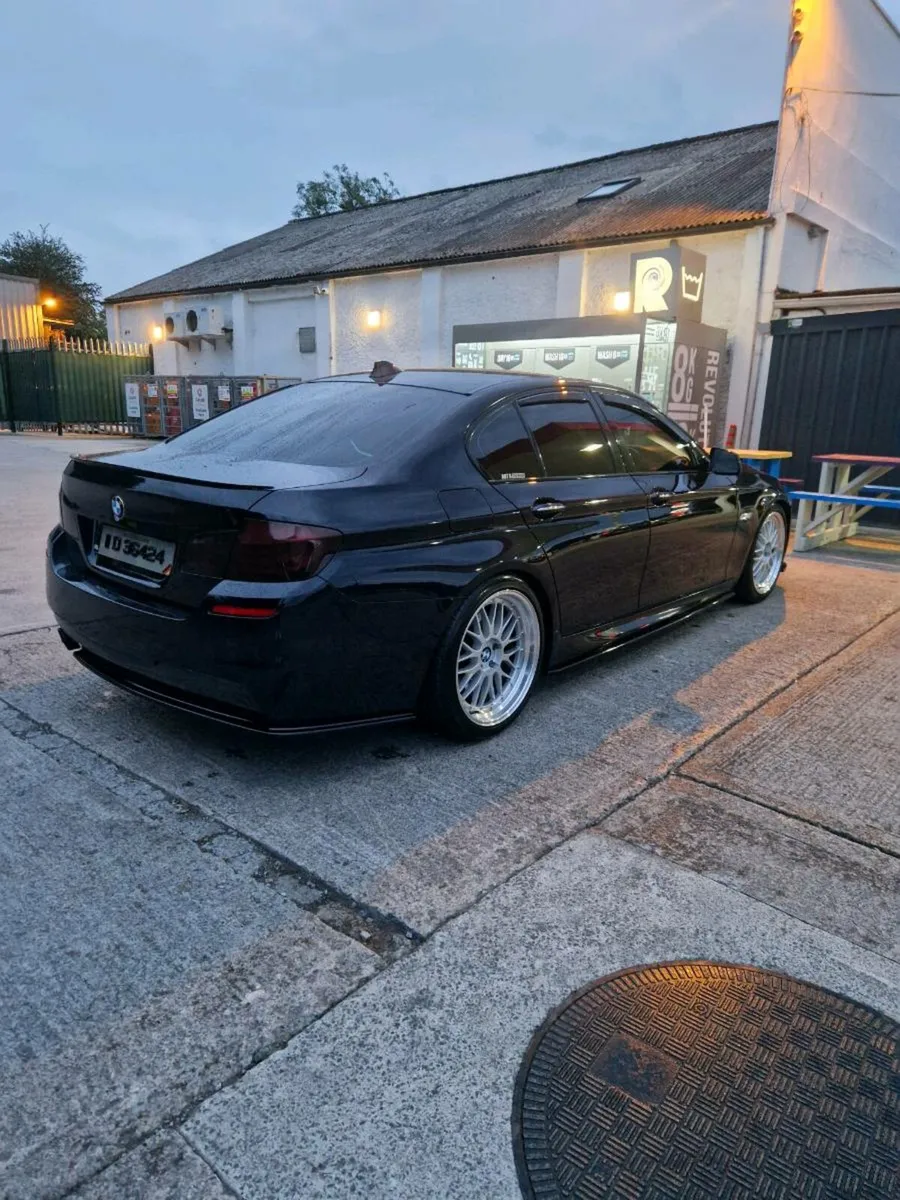 BMW 520D 2011 - Image 4