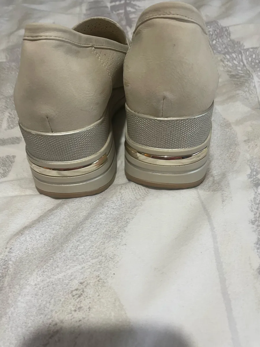 Shoes - Image 2