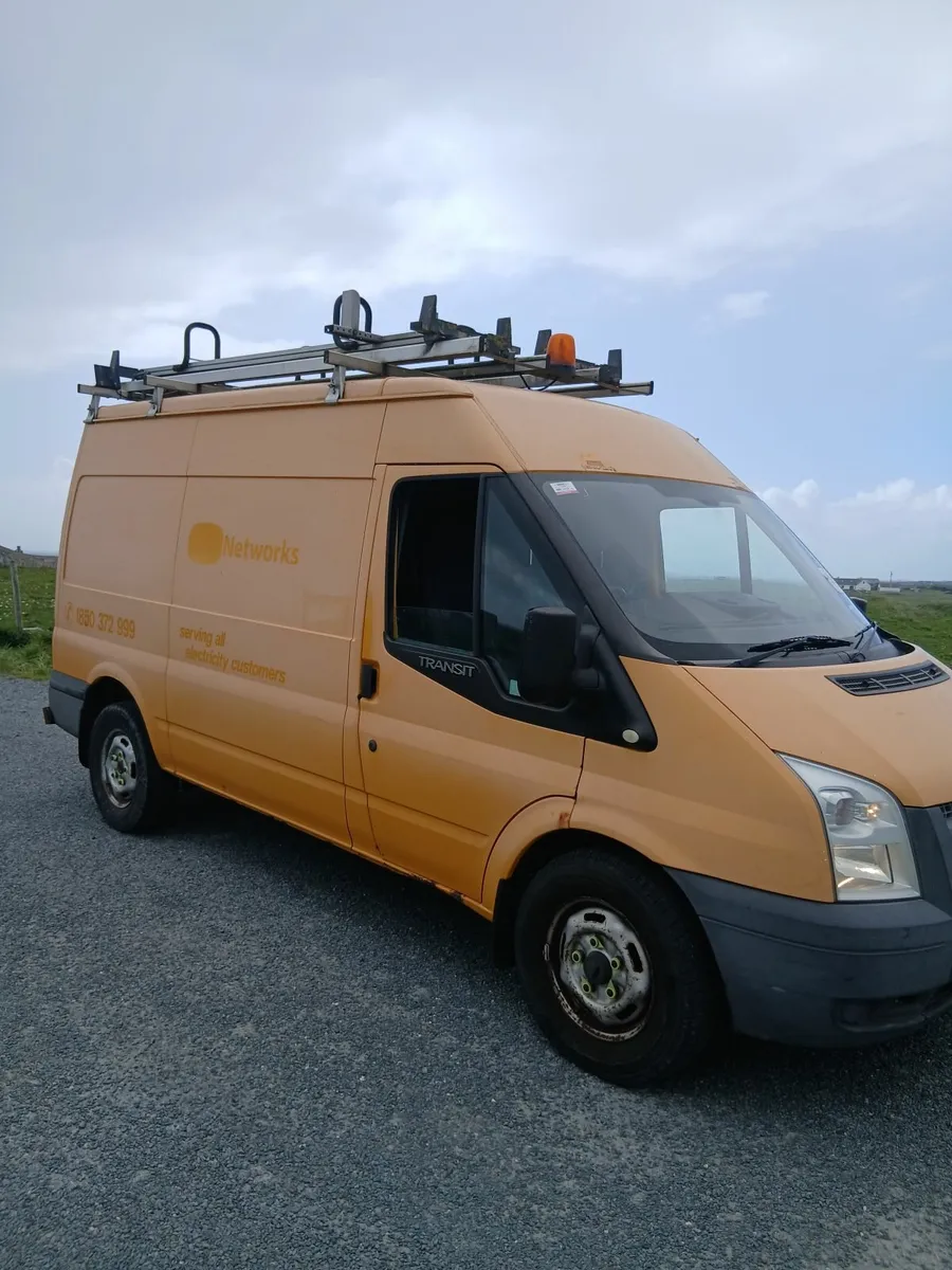 Ford Transit 4x4 - Image 1