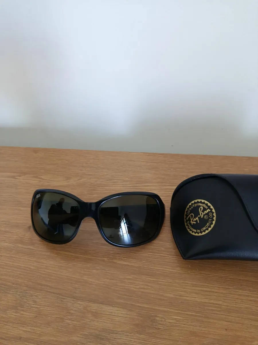 Ray ban sunglasses - Image 1