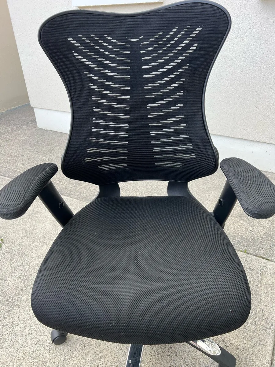 Office Chair - Image 1