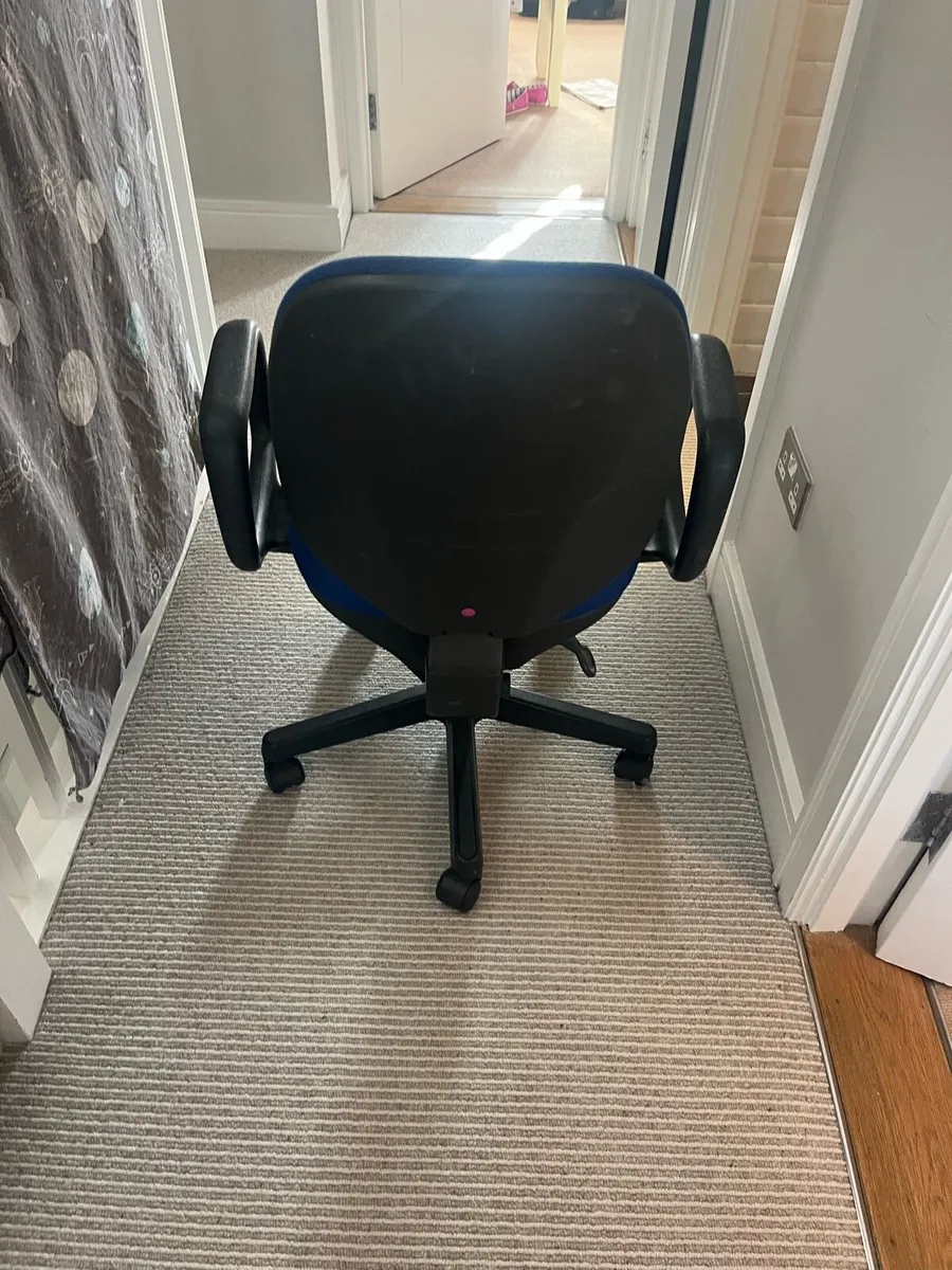 Desk chair - Image 4